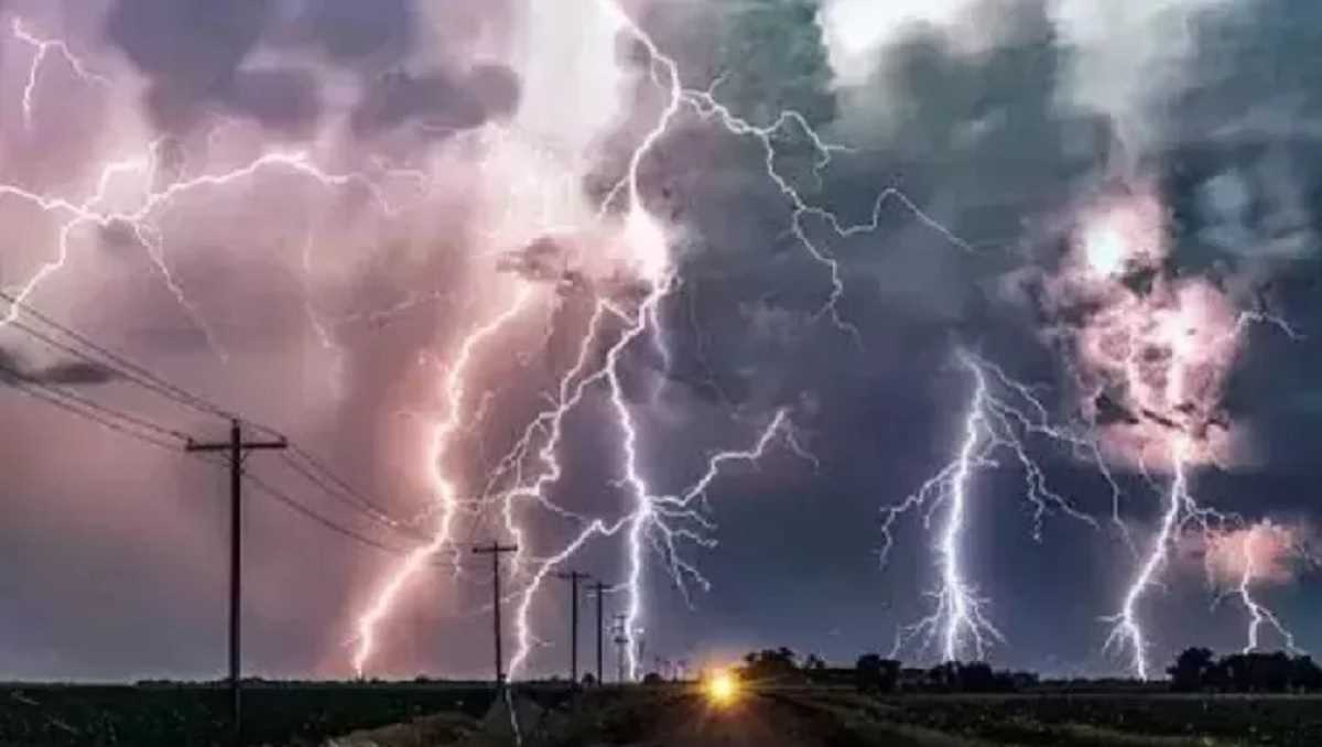 बिहार: नालंदा में आकाशीय बिजली का कहर, एक बच्ची समेत तीन की मौत